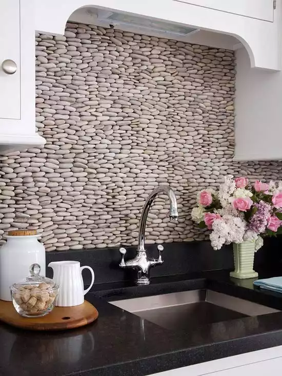 Stone rock backsplash