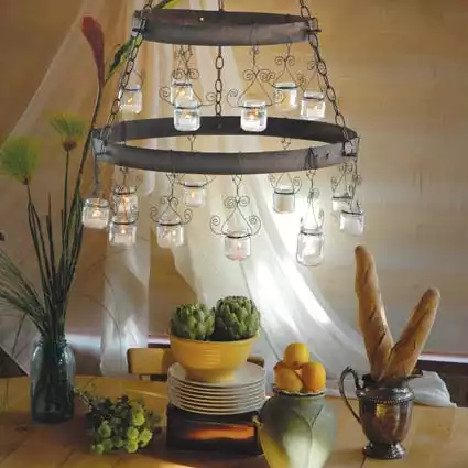 Vontage chandelier from mason jar