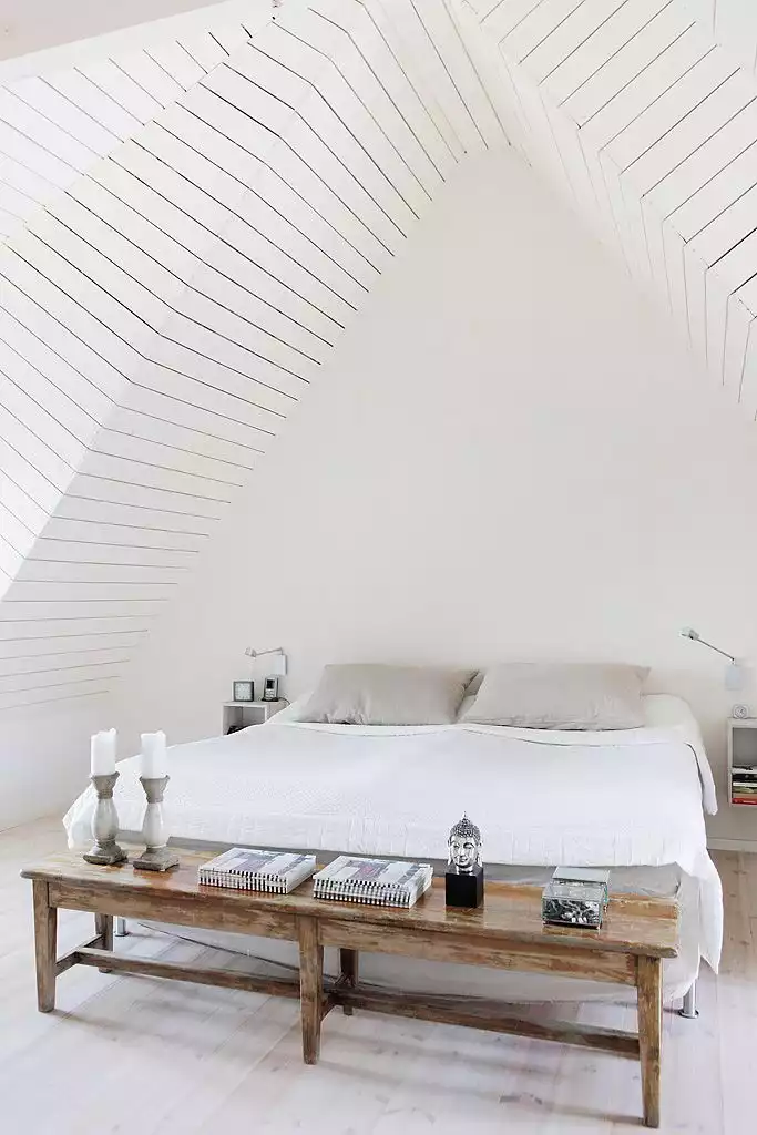 11 Tips to Styling Your Minimal Bedroom