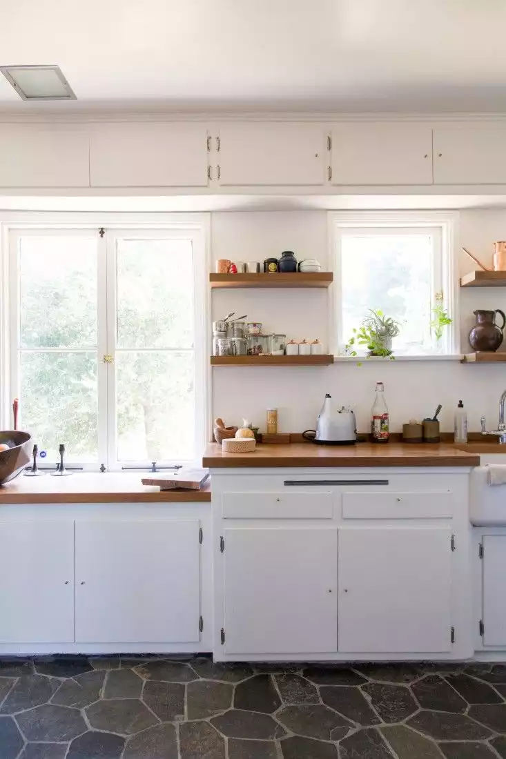 Kitchens to Prove that White is the Best