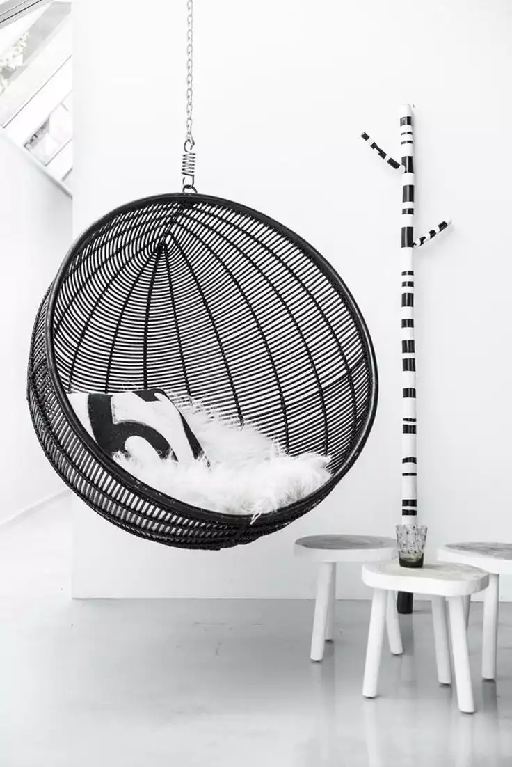 wicker-bubble-chair