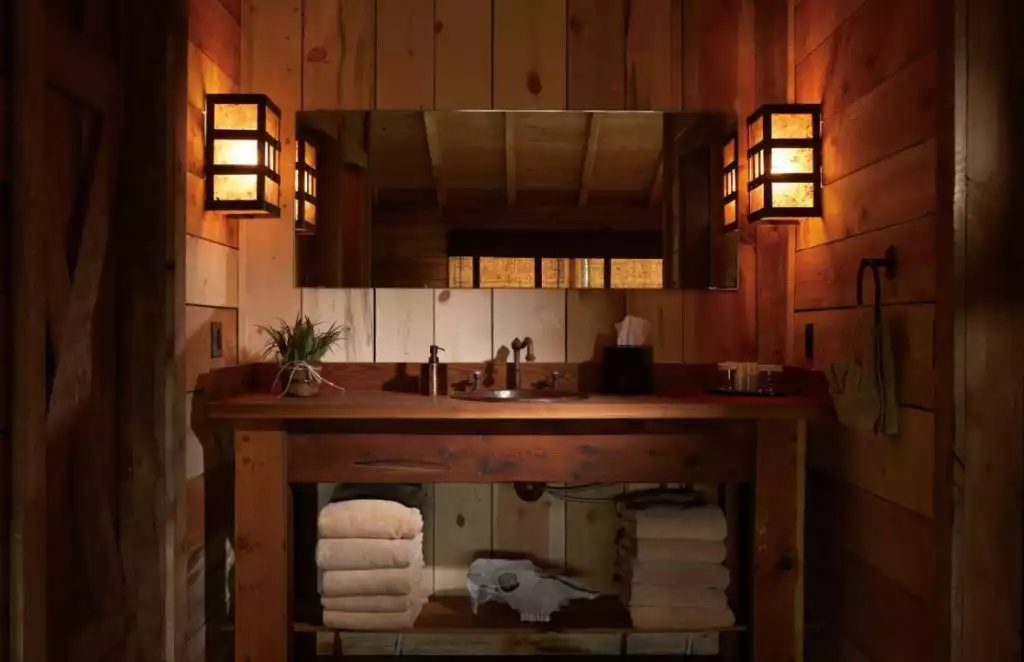 Wooden bathroom 1024x662