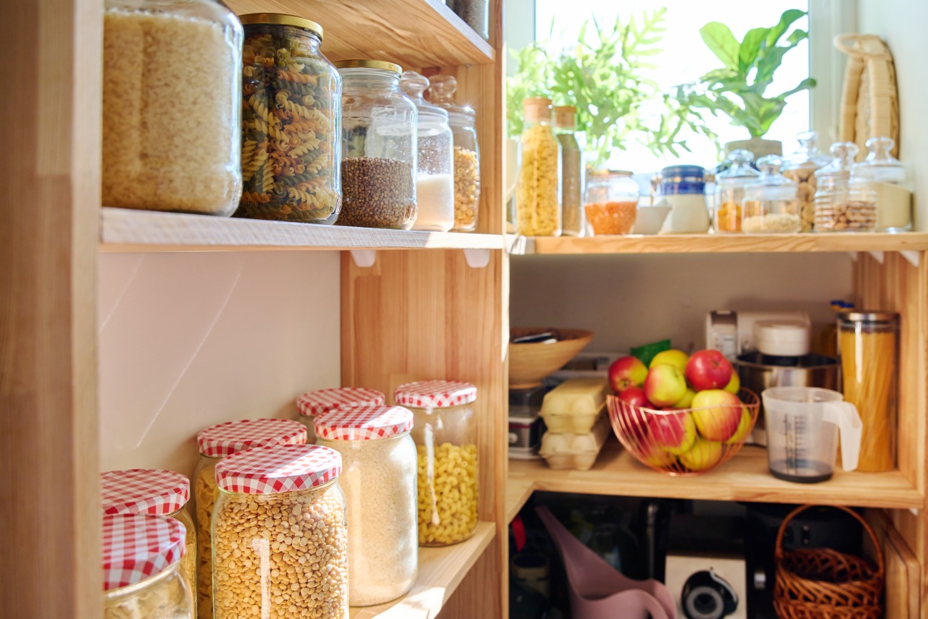 9 Items That You Should Toss From Your Pantry ASAP