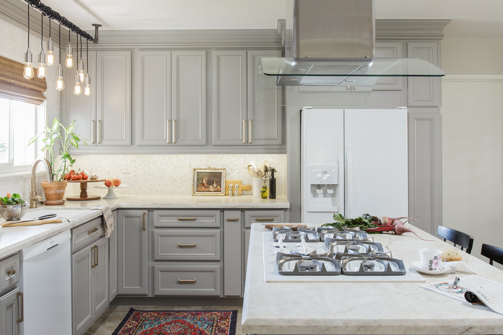 Dark Kitchen Cabinets