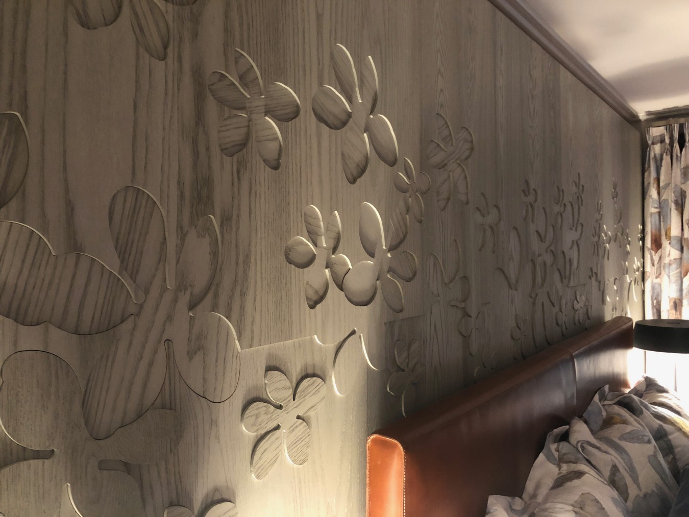 Flowers on molding walls