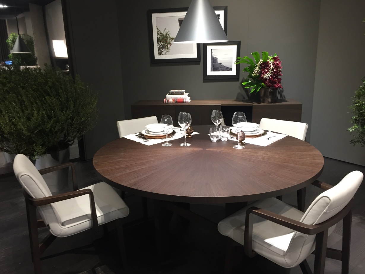 Black decor dining area