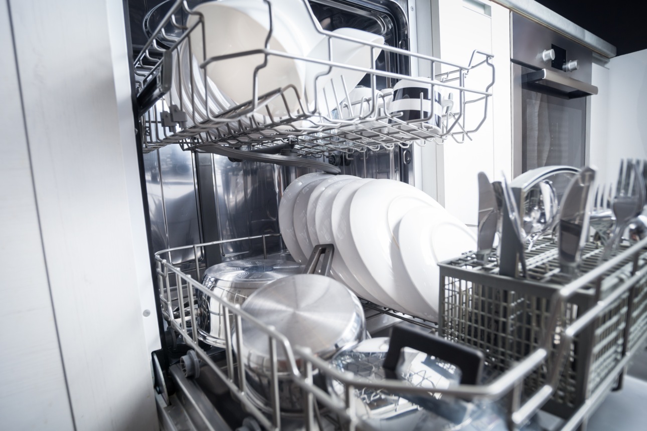 Never Put These 8 Things on the Bottom Rack of Your Dishwasher